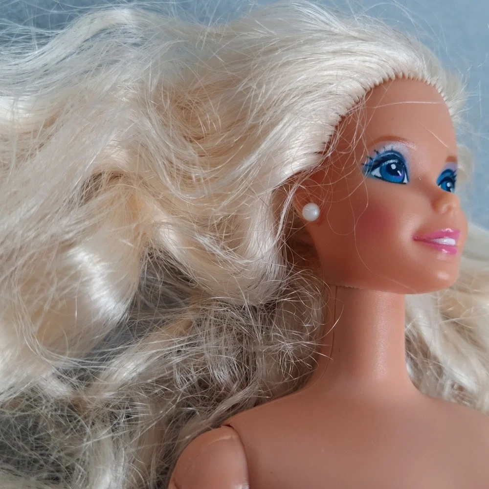Classic Superstar Era Barbie Doll Long Blonde Hair Pearl Earrings & Ring Nude
